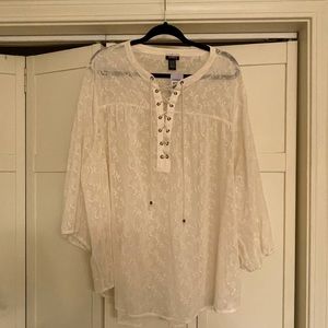Torrid cream floral blouse
